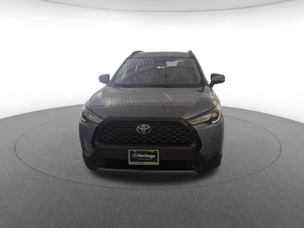 Used 2023 Toyota Corolla Cross LE Sport Utility