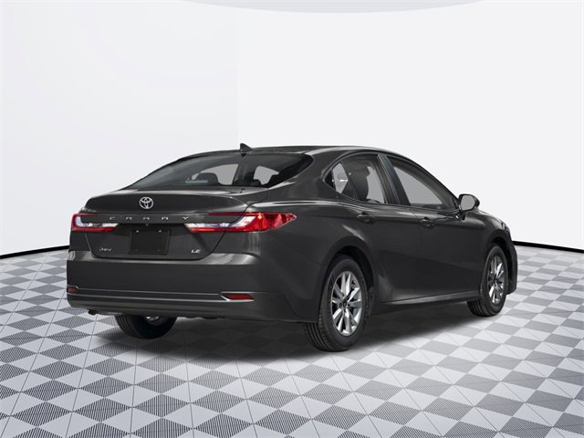 2026 Toyota Camry LE photo 2