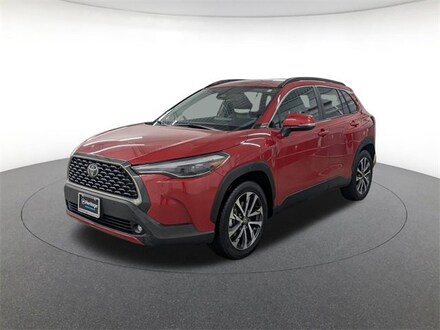 2024 Toyota Corolla Cross XLE Sport Utility
