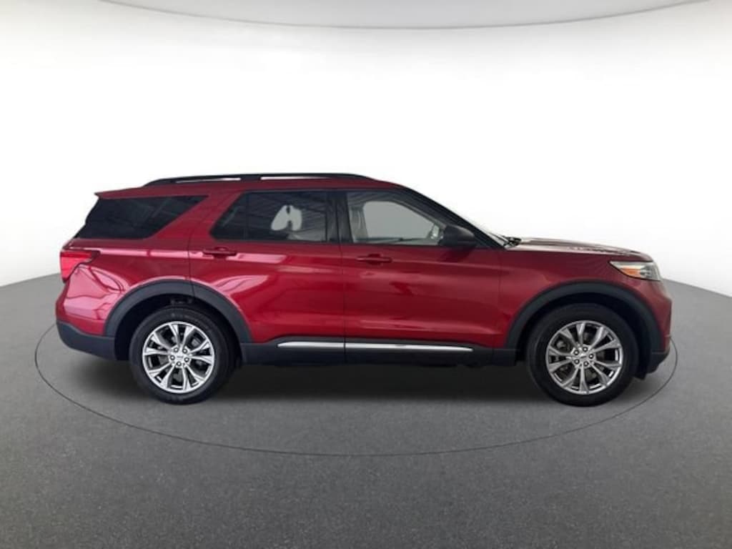 Used 2022 Ford Explorer XLT Sport Utility