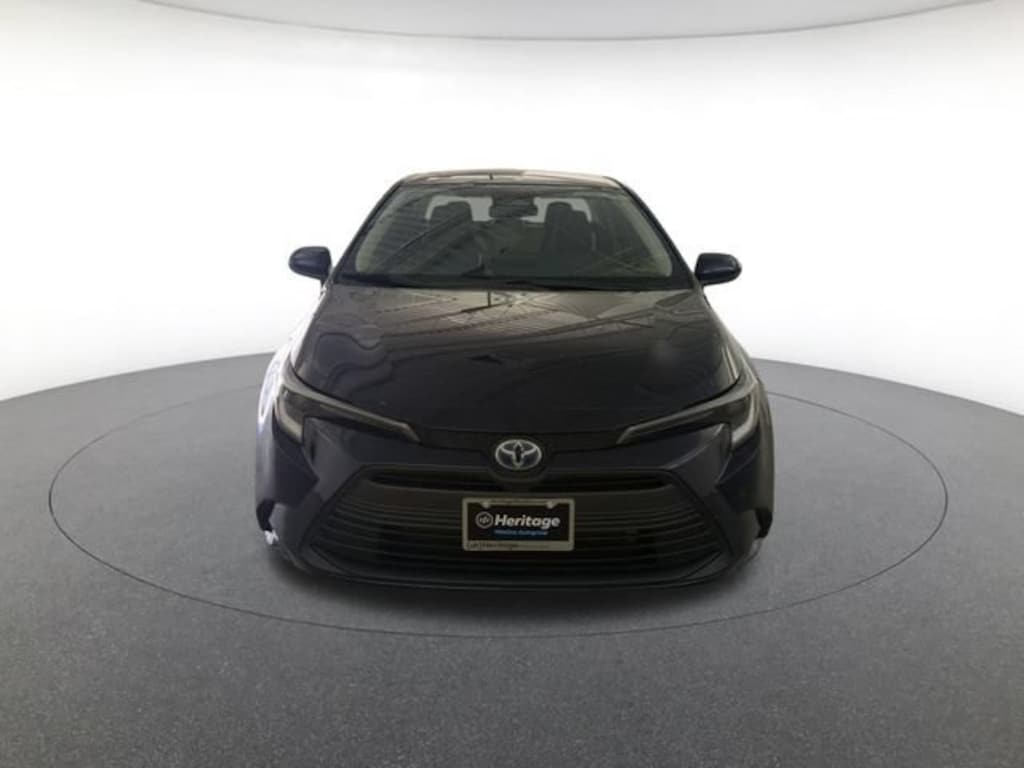 Used 2025 Toyota Corolla Hybrid LE Sedan