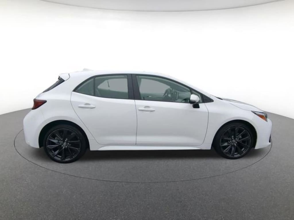 Used 2025 Toyota Corolla Hatchback XSE Hatchback