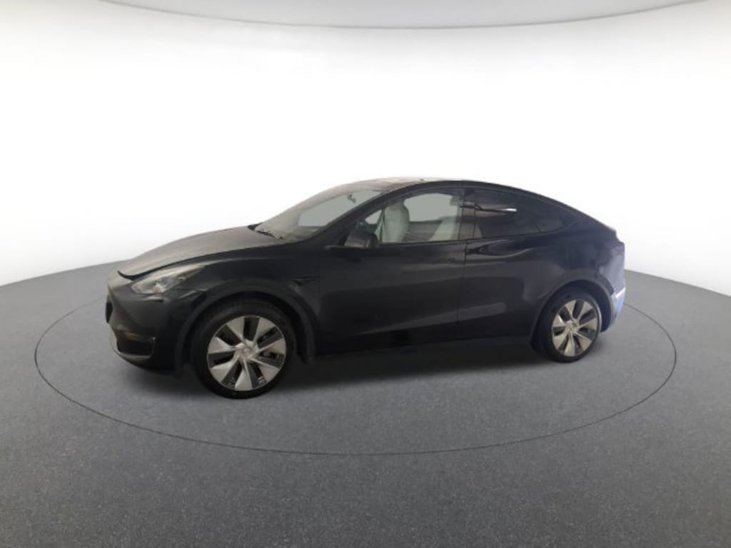 Used 2023 Tesla Model Y Long Range Sport Utility