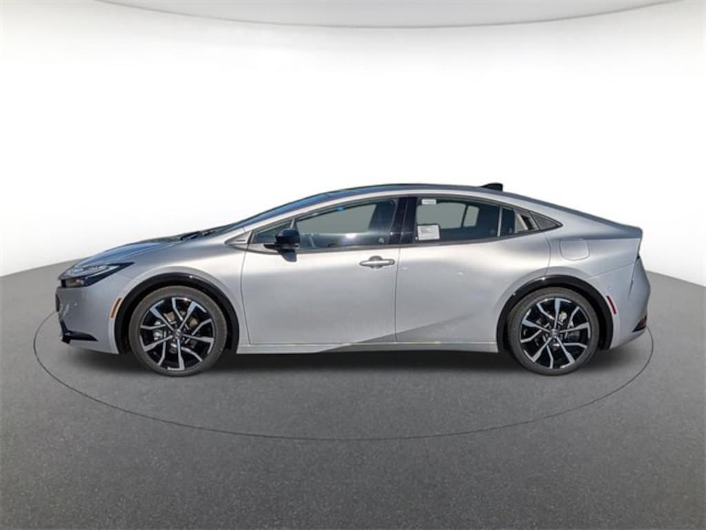 New 2026 Toyota Prius Plug-in Hybrid XSE Hatchback