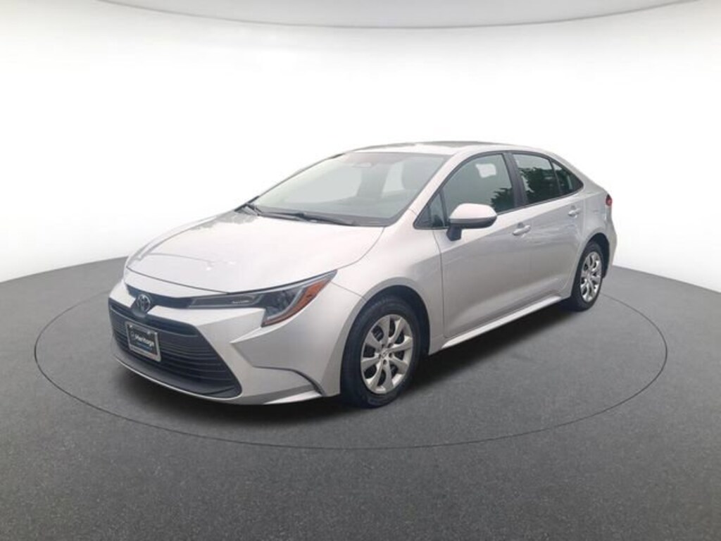 Used 2025 Toyota Corolla LE Sedan