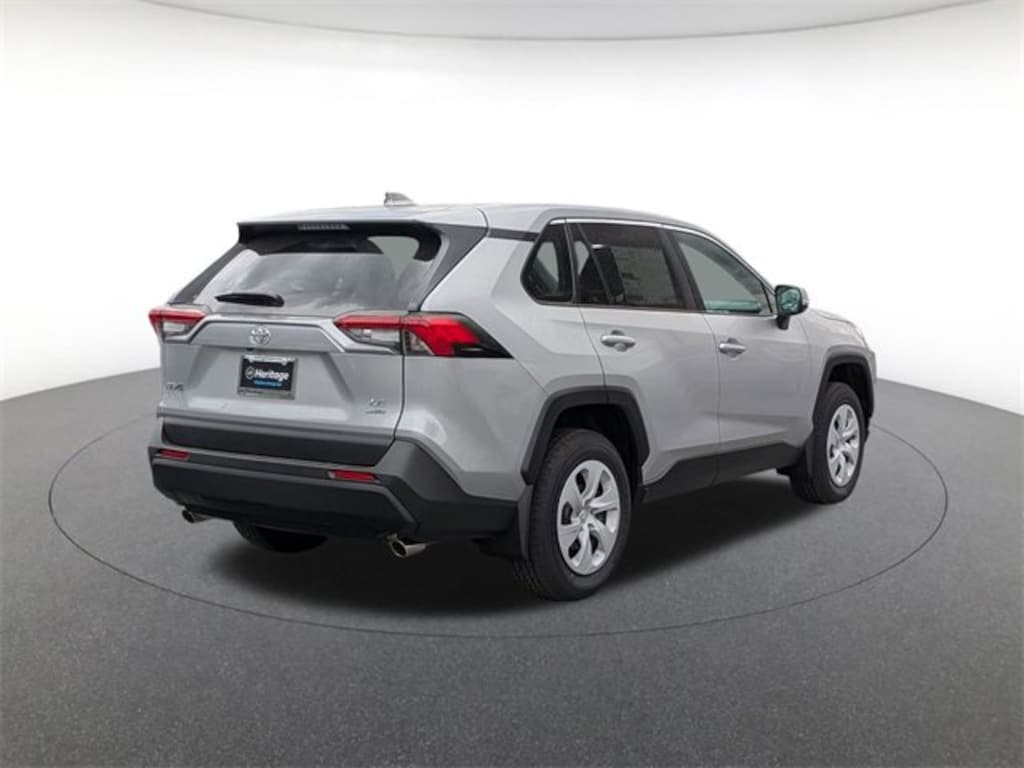 New 2025 Toyota RAV4 LE SUV