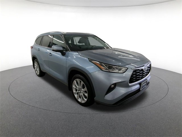 2023 Toyota Highlander Limited photo 3
