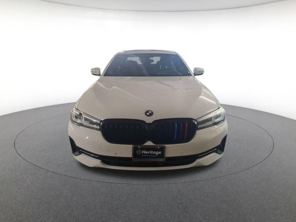 Used 2021 BMW 5 Series 530i xDrive Sedan