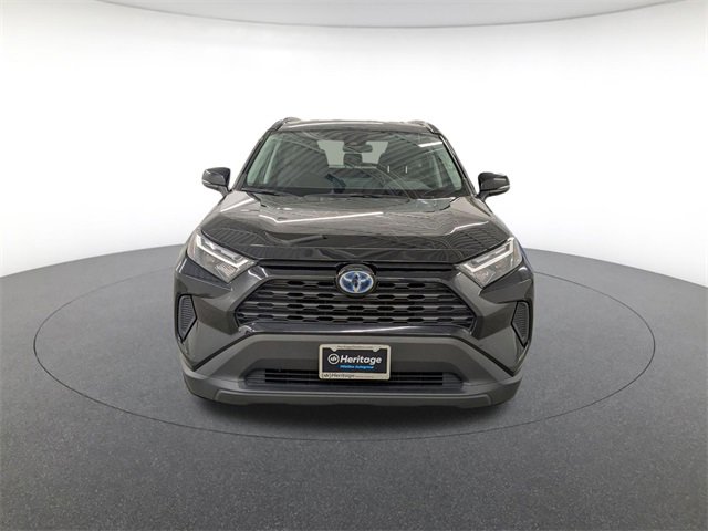 2024 Toyota RAV4 Hybrid XLE photo 2