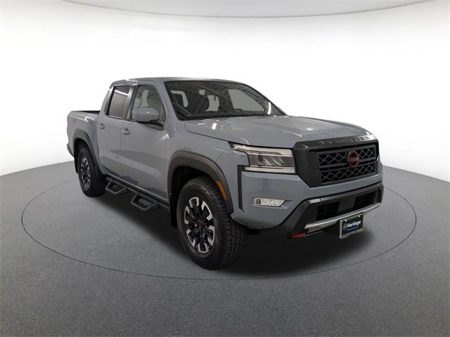 2023 Nissan Frontier PRO-4X photo 3