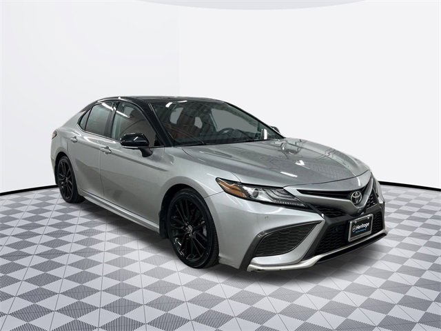 2021 Toyota Camry XSE photo 3
