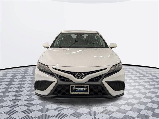 2023 Toyota Camry SE photo 2