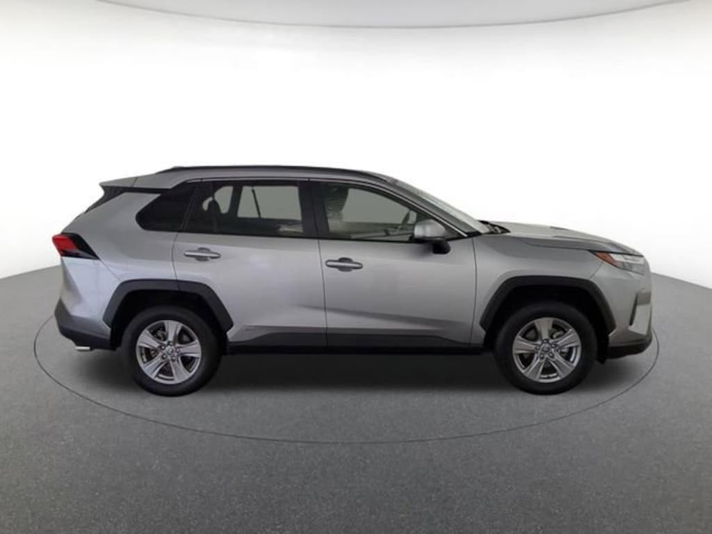 Used 2025 Toyota RAV4 Hybrid XLE Sport Utility