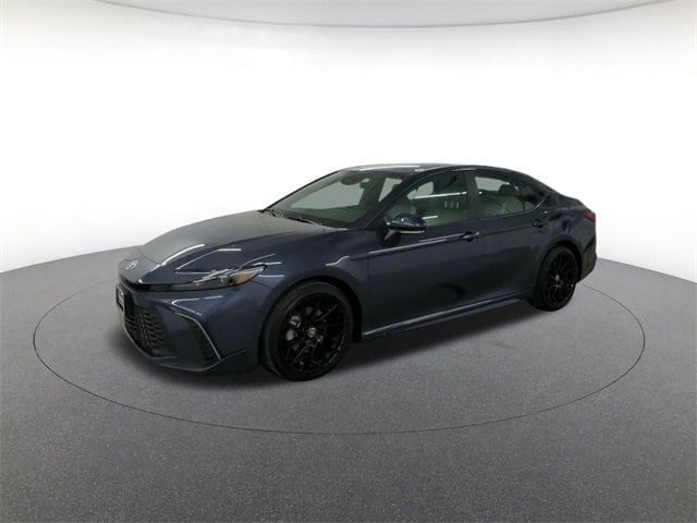 2026 Toyota Camry SE's photo