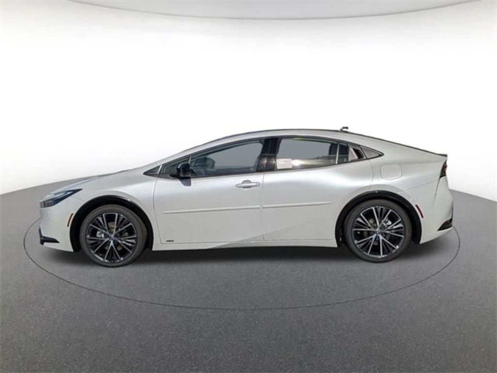 New 2026 Toyota Prius Plug-in Hybrid XSE Premium Hatchback