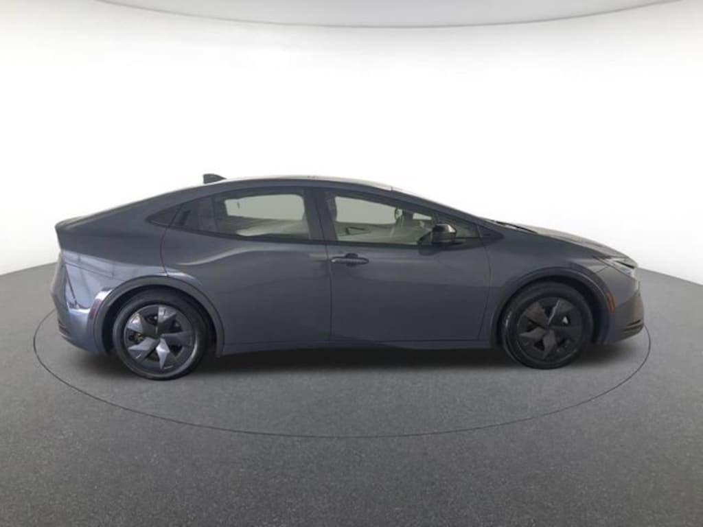 Used 2025 Toyota Prius LE Hatchback