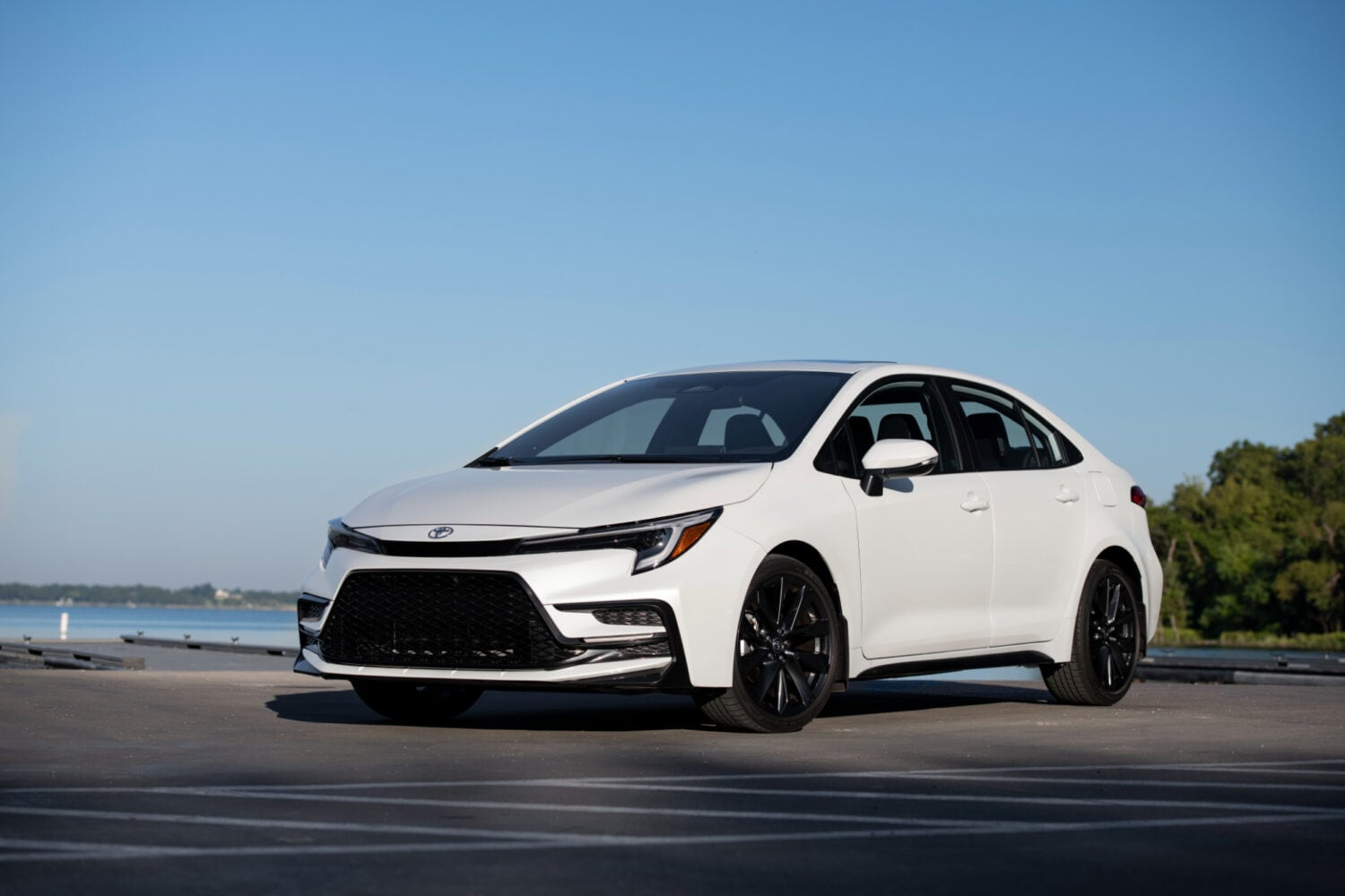 2026_Corolla_XSE.jpg