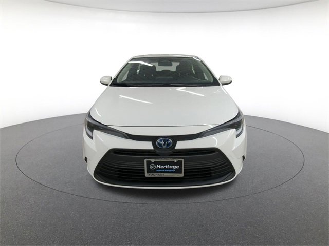 2025 Toyota Corolla Hybrid LE photo 2