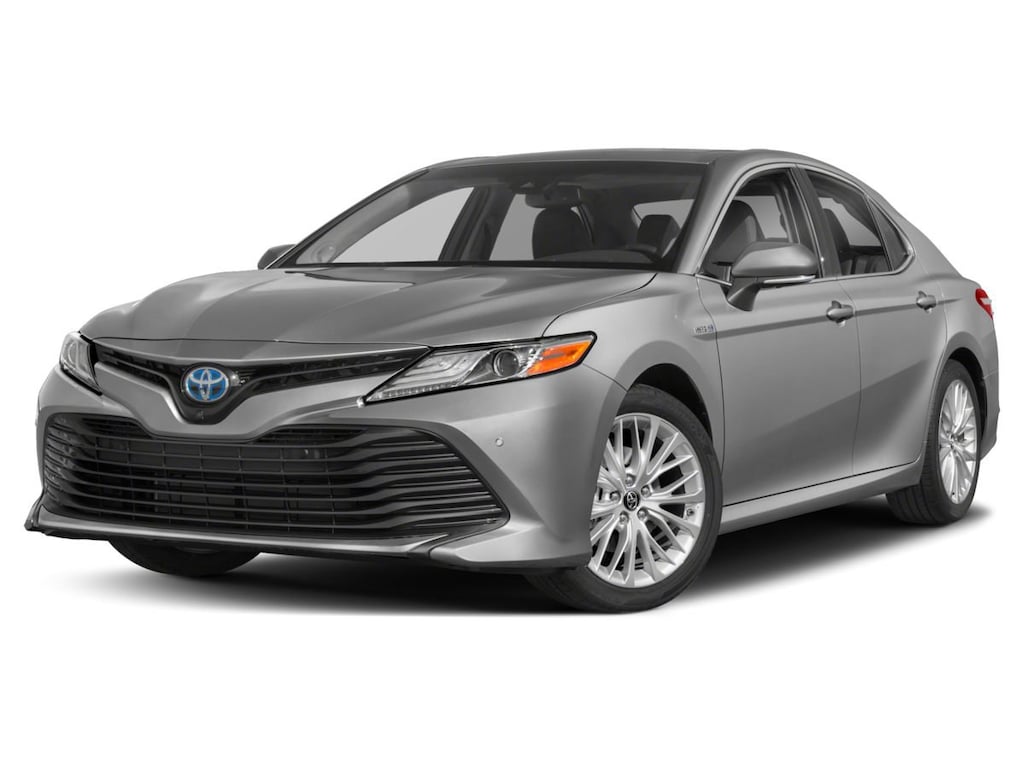 Used 2018 Toyota Camry SE Sedan