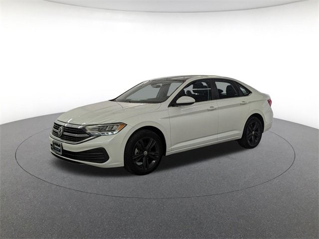 2024 Volkswagen Jetta SE's photo