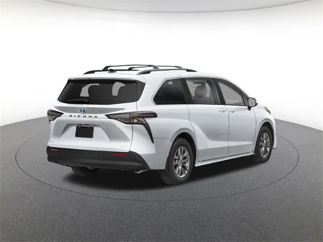 2026 Toyota Sienna XLE photo 2