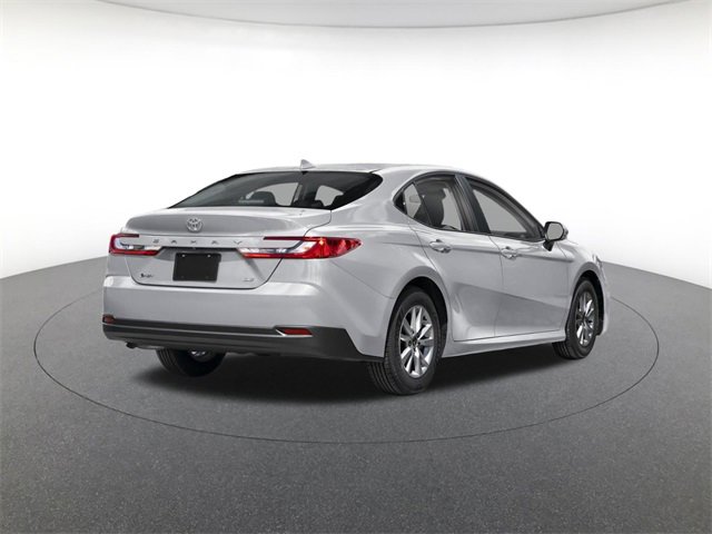 2026 Toyota Camry LE photo 2