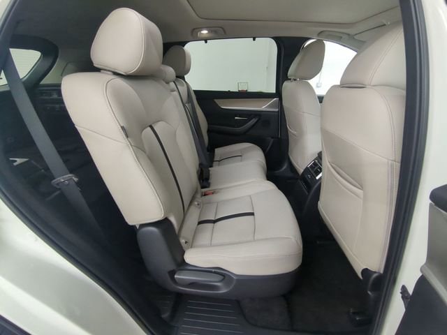 2025 Mazda CX-70 Premium Package - Photo 17