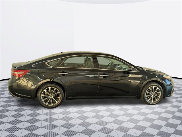2018 Toyota Avalon XLE Premium photo 4