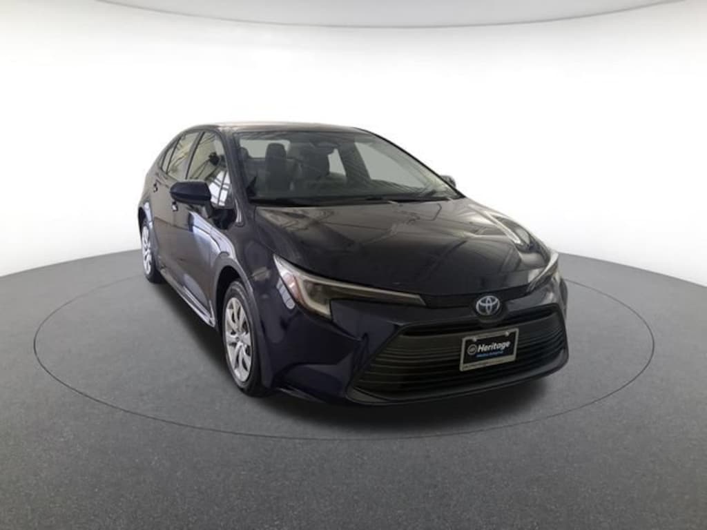 Used 2025 Toyota Corolla Hybrid LE Sedan