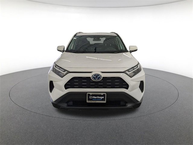 2024 Toyota RAV4 Hybrid LE photo 2