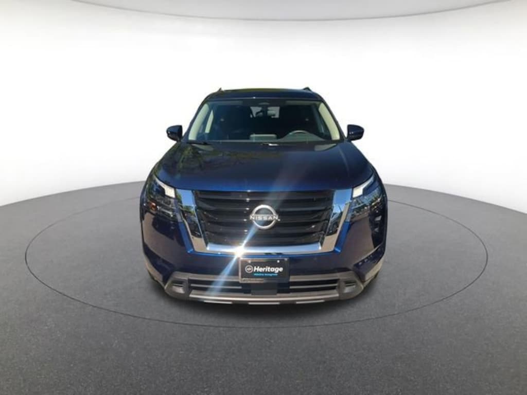 Used 2025 Nissan Pathfinder SV Sport Utility