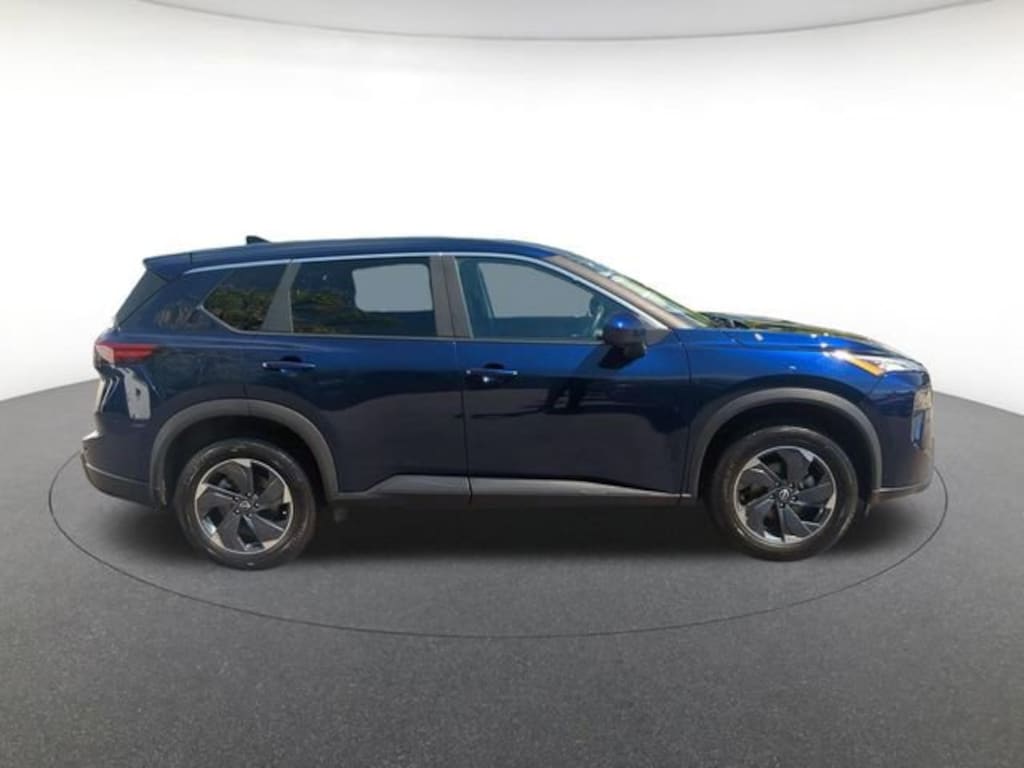 Used 2025 Nissan Rogue SV Sport Utility