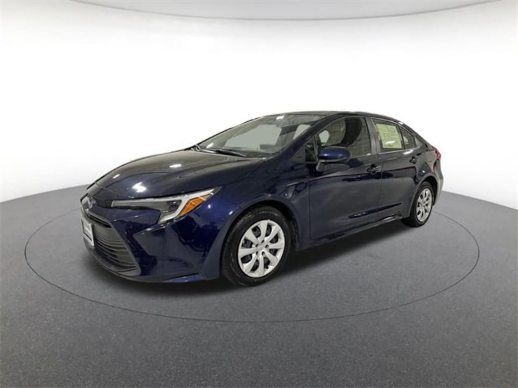 Used 2025 Toyota Corolla Hybrid LE Sedan