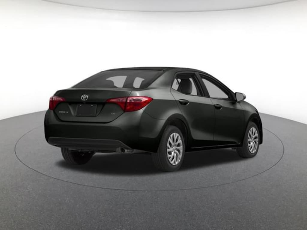 Used 2017 Toyota Corolla LE Sedan