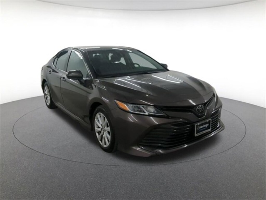 Used 2018 Toyota Camry LE Sedan