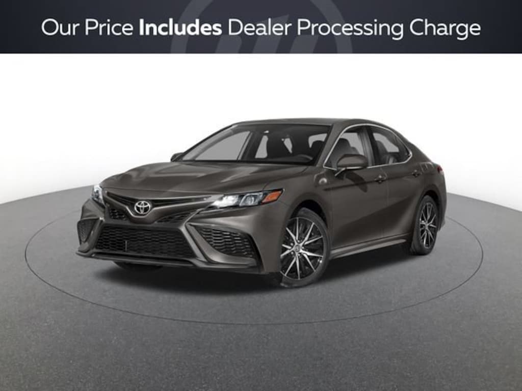 Used 2022 Toyota Camry SE Sedan