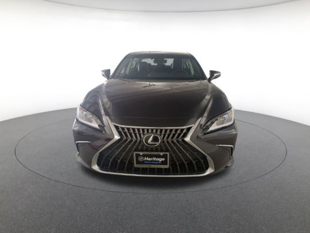 Used 2025 Lexus ES 350 Sedan