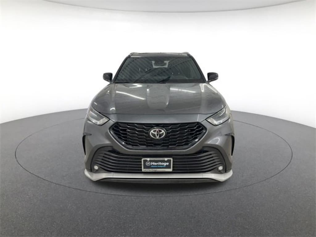 Used 2023 Toyota Highlander XSE Sport Utility