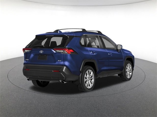 2025 Toyota RAV4 XLE photo 2