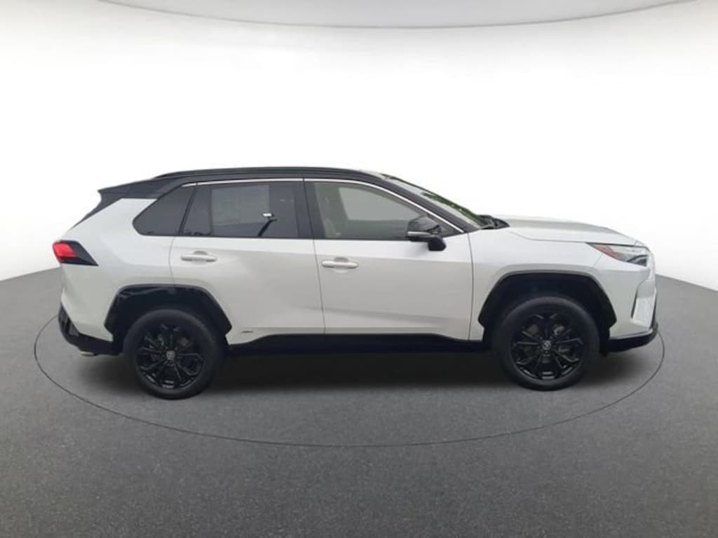 Used 2025 Toyota RAV4 Hybrid XSE Sport Utility
