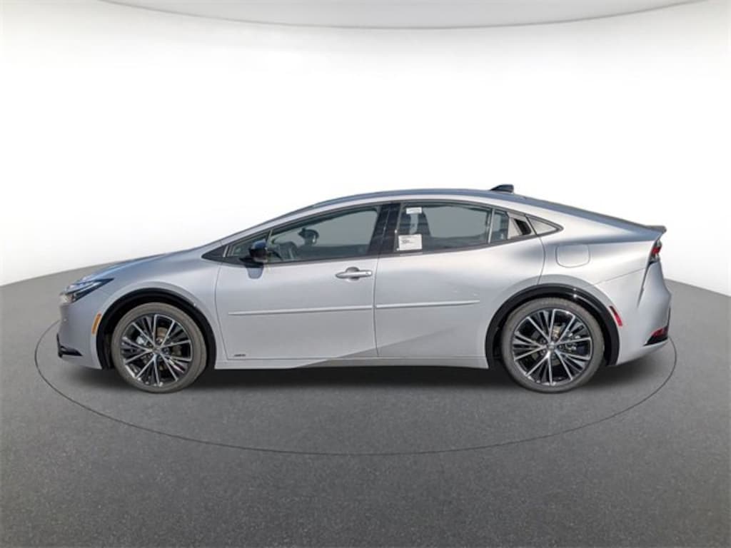 New 2026 Toyota Prius Plug-in Hybrid XSE Hatchback