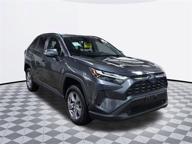 2023 Toyota RAV4 Hybrid XLE photo 2