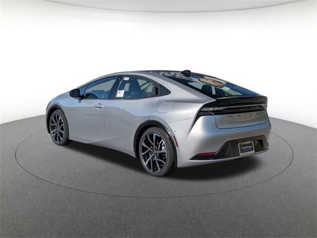 New 2026 Toyota Prius Plug-in Hybrid XSE Hatchback