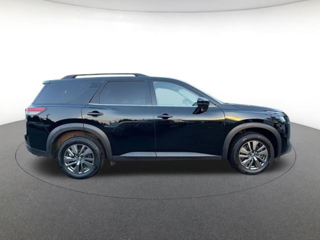 Used 2025 Nissan Pathfinder SV Sport Utility