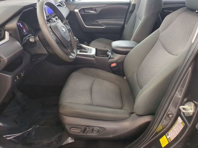 2023 Toyota RAV4 XLE - Photo 9