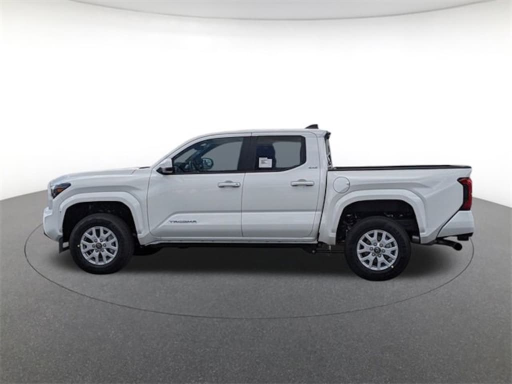 New 2025 Toyota Tacoma SR5 Truck Double Cab