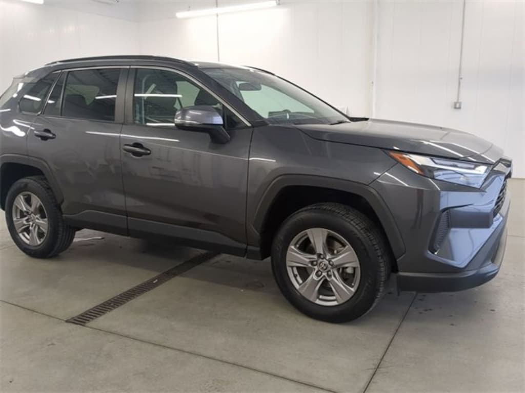 Used 2024 Toyota RAV4 XLE Sport Utility