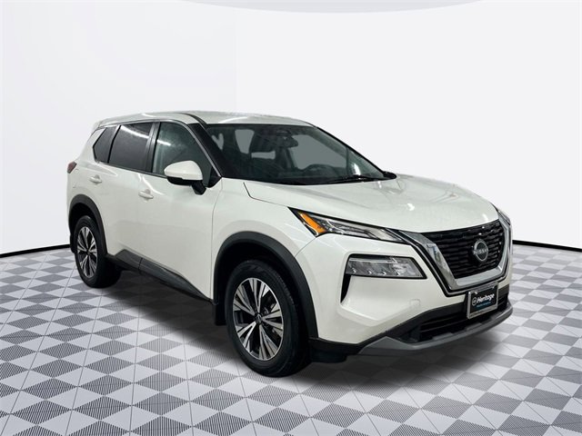 2022 Nissan Rogue SV photo 2