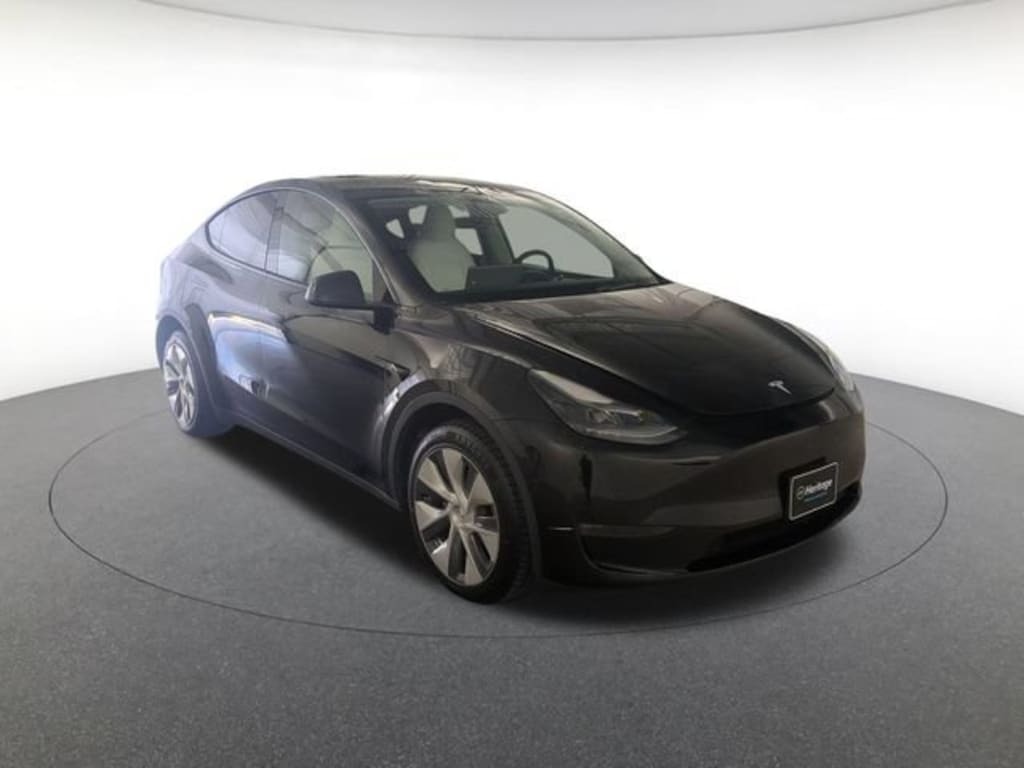 Used 2023 Tesla Model Y Long Range Sport Utility