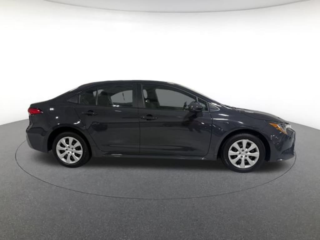 Used 2025 Toyota Corolla LE Sedan